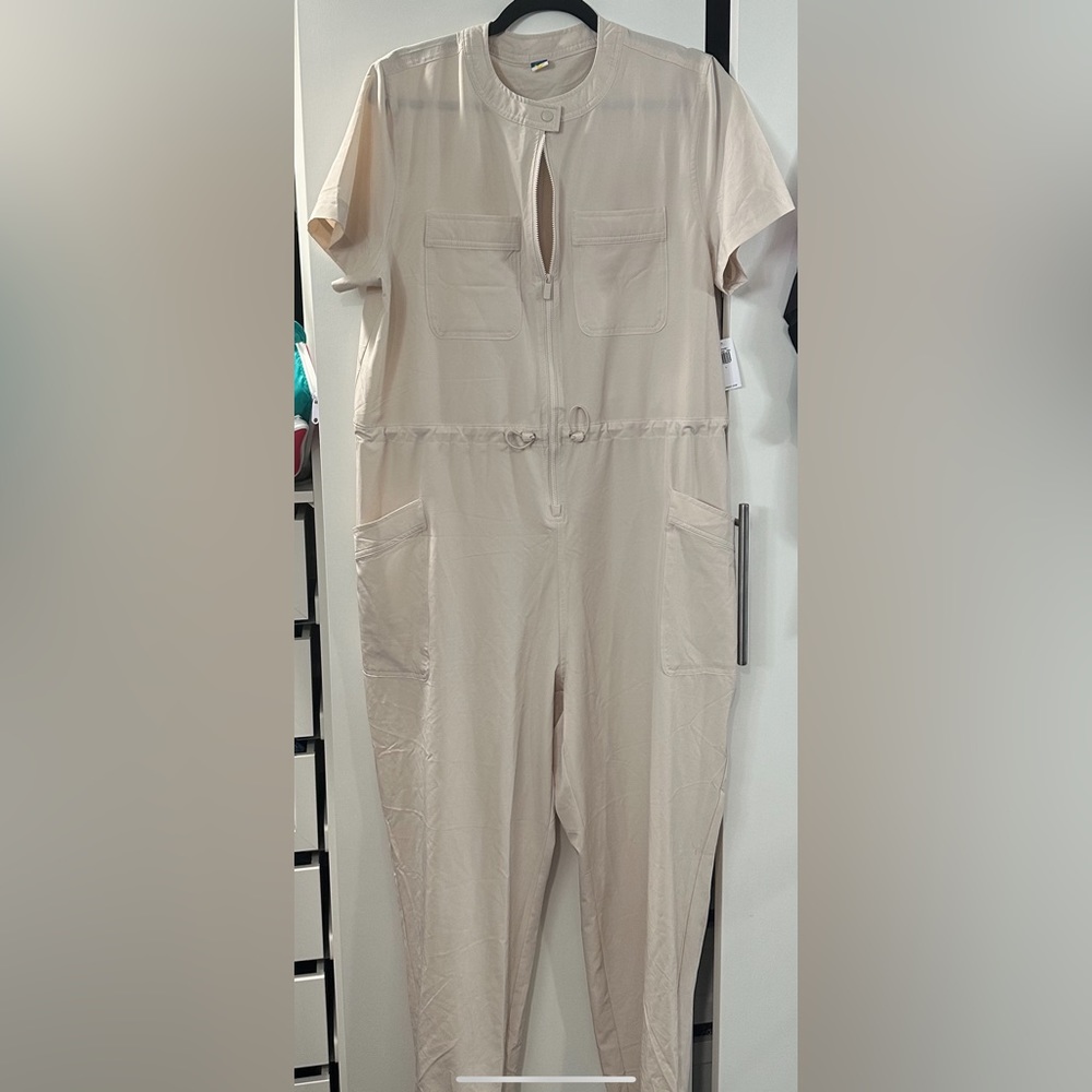 Old Navy Stretchtech short sleeve Collarless Jumpsuit